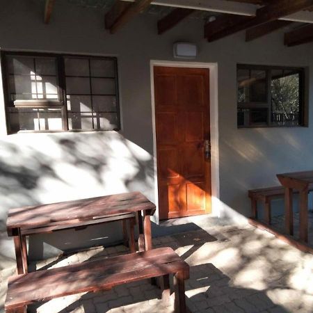 Camroshell Hotel Hogsback Buitenkant foto