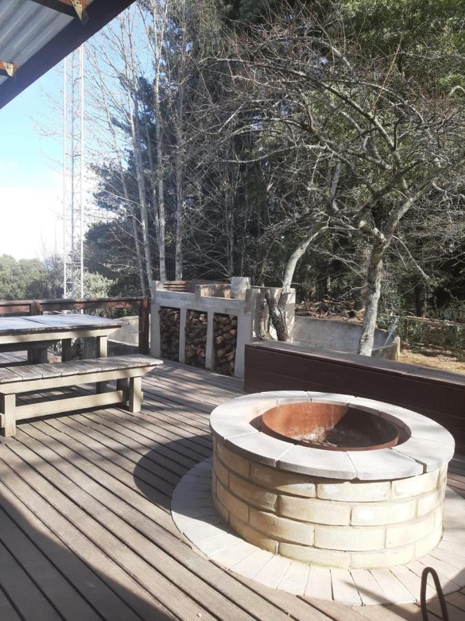 Camroshell Hotel Hogsback Buitenkant foto