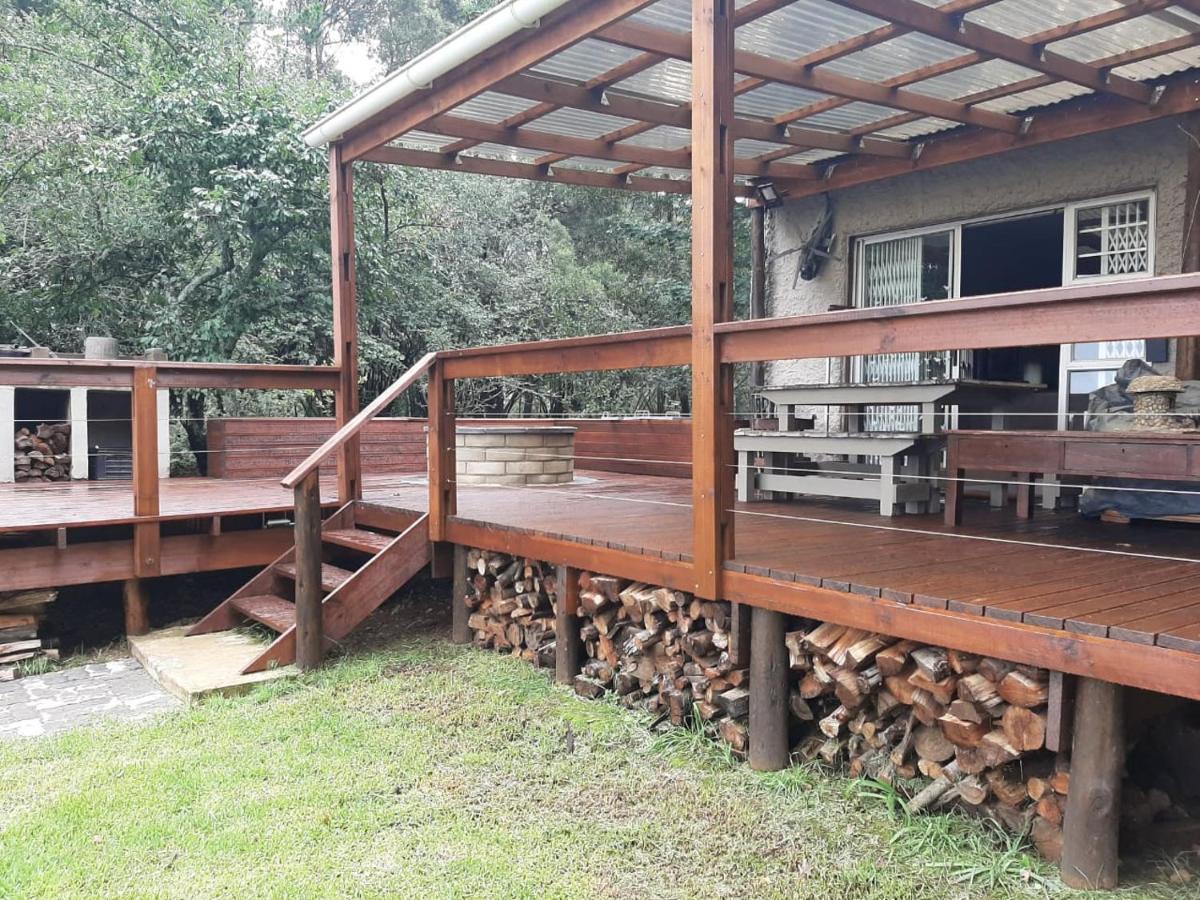 Camroshell Hotel Hogsback Buitenkant foto