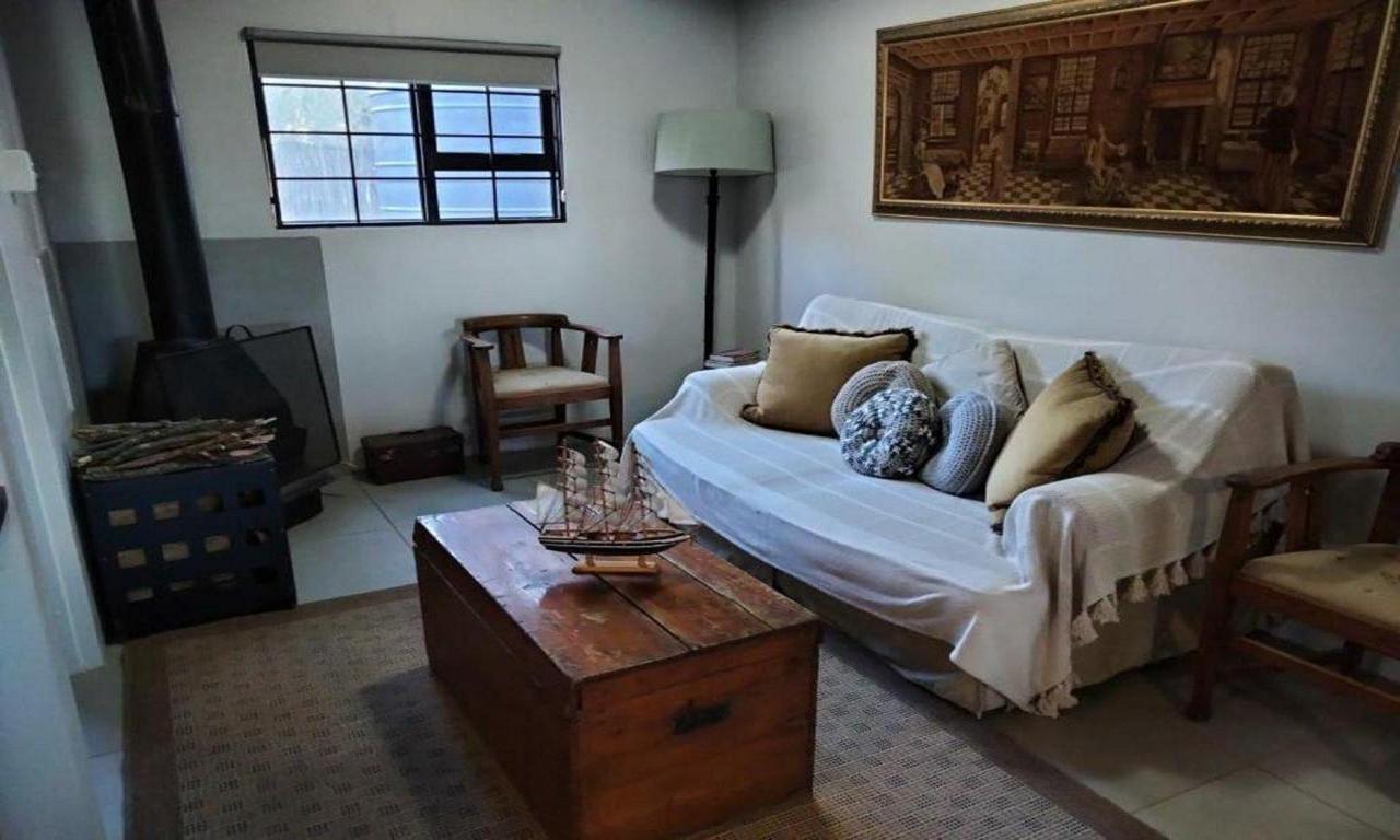 Camroshell Hotel Hogsback Buitenkant foto