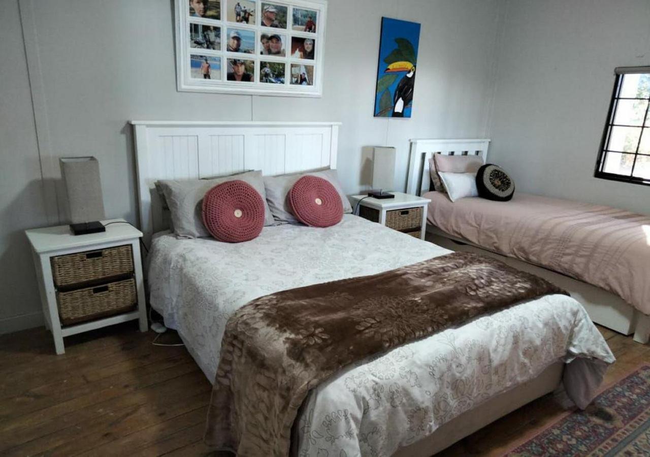 Camroshell Hotel Hogsback Buitenkant foto